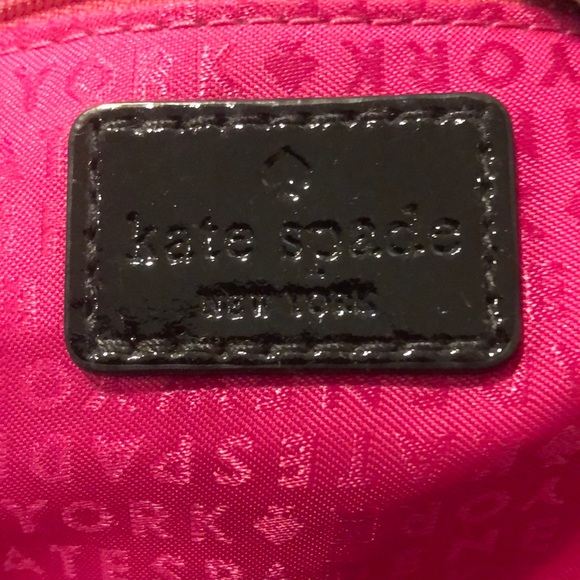 KATE SPADE Wellesley Rachelle Black White Stripe Patent Leather Ext Pocket Bag - Picture 7 of 17